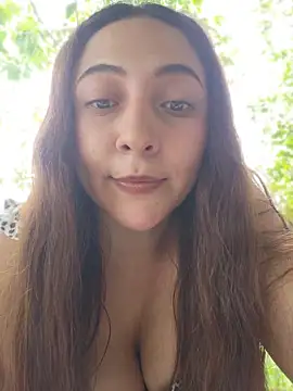 Snapshot of VickyHoult chatting on March 2026 07:20:01 PM VickyHoult online show from March 2026 07:20:01 PM