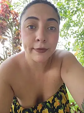 Snapshot of VickyHoult chatting on March 2026 07:03:02 PM VickyHoult online show from March 2026 07:03:02 PM