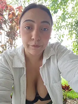 Snapshot of VickyHoult chatting on April 2026 08:29:01 PM VickyHoult online show from April 2026 08:29:01 PM