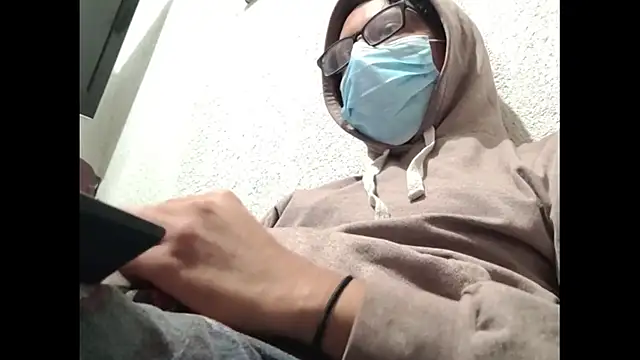 HardestPepe online show from December 2024 04:14:01 AM