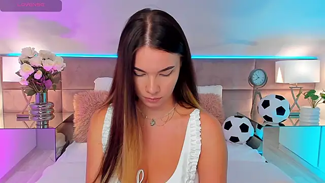 MiaMuse online show from July 2026 07:10:02 PM
