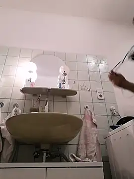 Bblfgbb online show from November 2025 09:47:01 PM