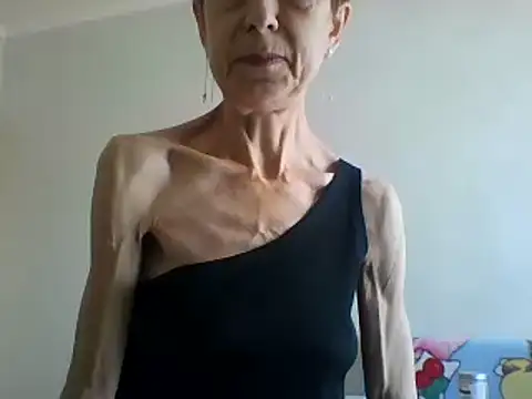 SwettyViktory online show from April 2026 08:34:02 AM