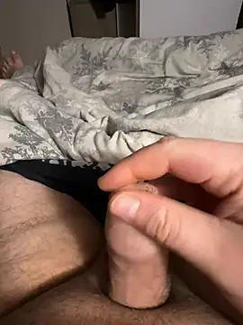 Snapshot of Tomi2244 chatting on January 2025 06:43:01 PM Tomi2244 online show from January 2025 06:43:01 PM