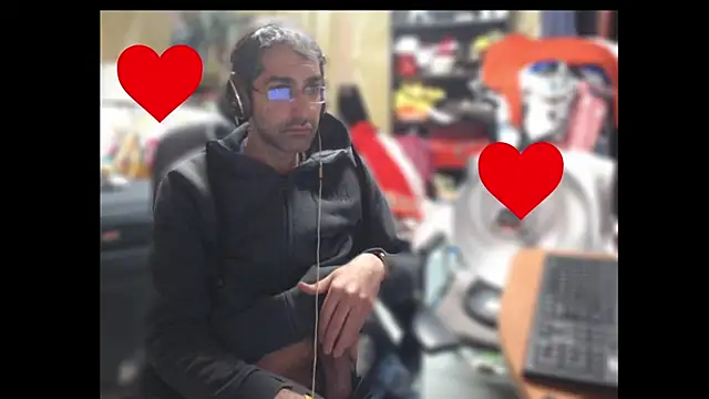 Snapshot of Gsmile1 chatting on January 2025 09:33:01 PM Gsmile1 online show from January 2025 09:33:01 PM