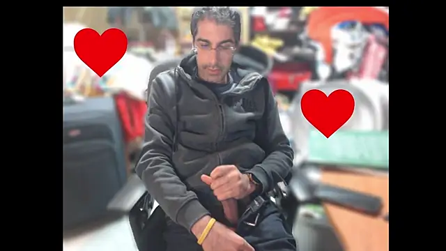 Snapshot of Gsmile1 chatting on February 2025 05:48:01 PM Gsmile1 online show from February 2025 05:48:01 PM