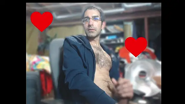 Snapshot of Gsmile1 chatting on February 2025 05:39:02 PM Gsmile1 online show from February 2025 05:39:02 PM