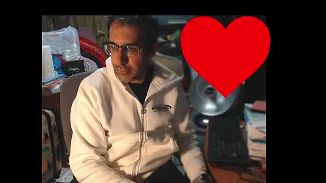 Snapshot of Gsmile1 chatting on February 2026 07:15:01 PM Gsmile1 online show from February 2026 07:15:01 PM