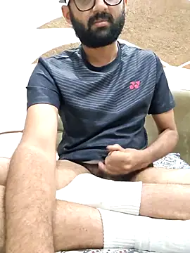 Snapshot of love4shownude chatting on October 2025 05:03:01 PM love4shownude online show from October 2025 05:03:01 PM