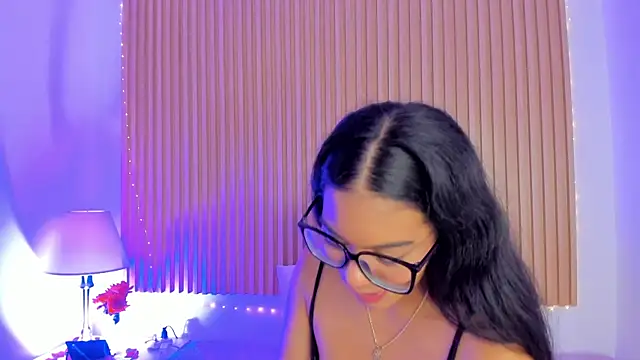 Snapshot of GenesisRuiz chatting on February 2025 06:59:01 PM GenesisRuiz online show from February 2025 06:59:01 PM