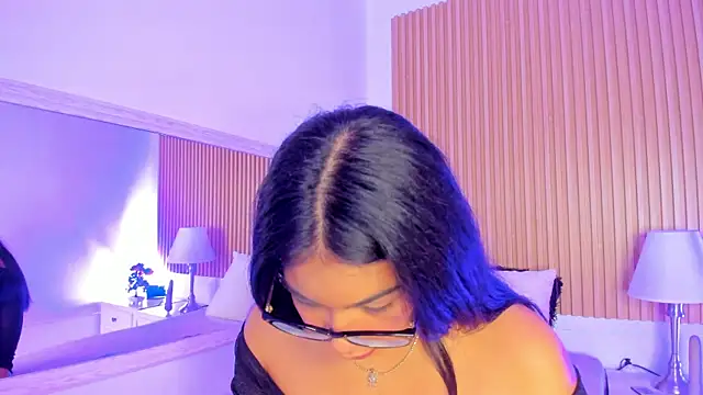 Snapshot of GenesisRuiz chatting on March 2025 01:46:01 PM GenesisRuiz online show from March 2025 01:46:01 PM