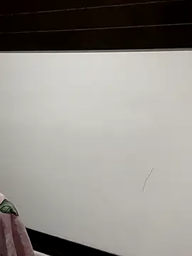 Snapshot of NeydeHotWife chatting on April 2026 12:04:01 AM NeydeHotWife online show from April 2026 12:04:01 AM