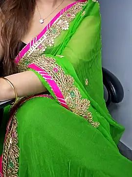 Snapshot of aliyaah_singh chatting on January 2025 09:17:01 PM aliyaah singh online show from January 2025 09:17:01 PM