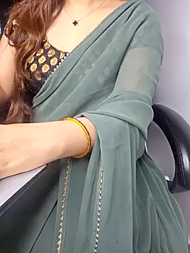 Snapshot of aliyaah_singh chatting on March 2025 07:46:02 PM aliyaah singh online show from March 2025 07:46:02 PM