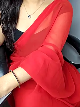 Snapshot of aliyaah_singh chatting on October 2025 06:12:01 PM aliyaah singh online show from October 2025 06:12:01 PM