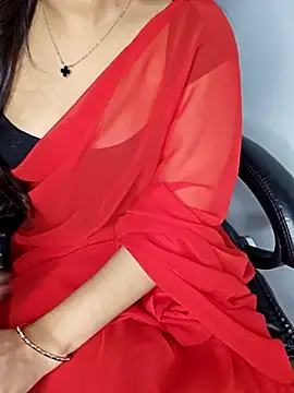 Snapshot of aliyaah_singh chatting on April 2026 06:22:01 PM aliyaah singh online show from April 2026 06:22:01 PM