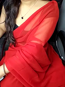 Snapshot of aliyaah_singh chatting on April 2026 05:55:01 PM aliyaah singh online show from April 2026 05:55:01 PM