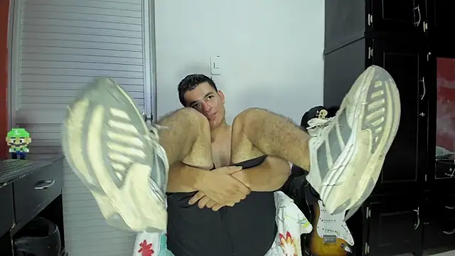 Snapshot of VincentSavage chatting on February 2026 12:37:01 AM VincentSavage online show from February 2026 12:37:01 AM