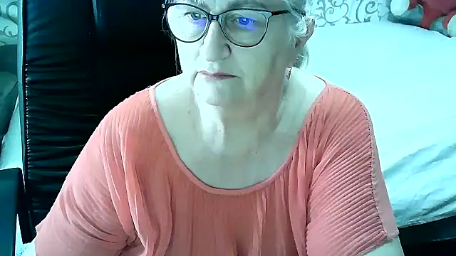 LolkaAlyss online show from February 2025 10:34:01 AM