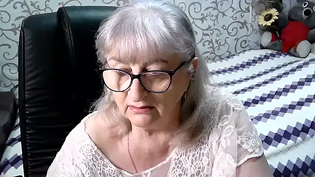 LolkaAlyss online show from March 2025 06:44:02 PM