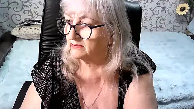 LolkaAlyss online show from September 2025 08:42:01 PM