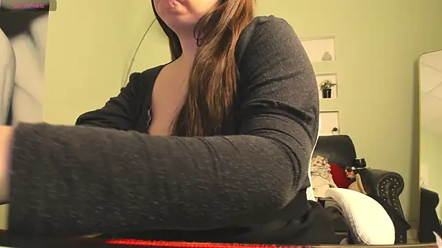 Snapshot of BattyMoll chatting on March 2026 03:39:02 PM BattyMoll online show from March 2026 03:39:02 PM