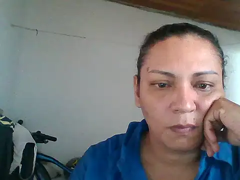 Snapshot of HallyGirlHot chatting on March 2026 03:05:04 PM HallyGirlHot online show from March 2026 03:05:04 PM