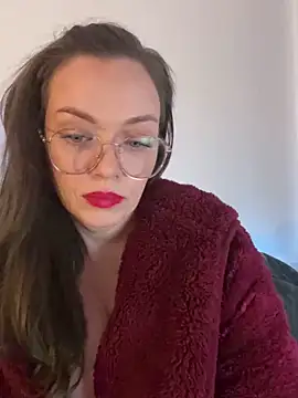 FemDom RubyKnightXXO online show from February 2025 06:01:02 PM