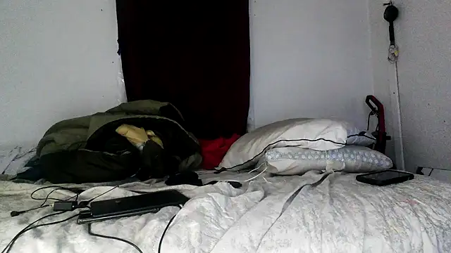 Snapshot of RinsingWood84 chatting on December 2024 07:51:01 AM RinsingWood84 online show from December 2024 07:51:01 AM