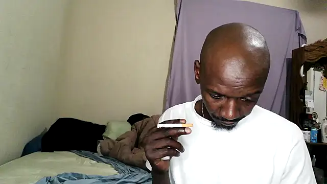 Snapshot of RinsingWood84 chatting on March 2026 11:45:02 PM RinsingWood84 online show from March 2026 11:45:02 PM