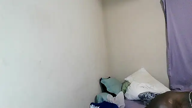 Snapshot of RinsingWood84 chatting on March 2026 04:18:01 AM RinsingWood84 online show from March 2026 04:18:01 AM