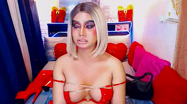 TsGoddessNhicolle online show from January 2025 05:52:02 AM