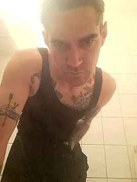 Snapshot of 2223joker chatting on November 2025 10:04:01 PM 2223joker online show from November 2025 10:04:01 PM