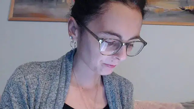 cleophee online show from September 2025 05:45:02 AM