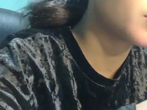 Snapshot of NancyRuvi chatting on December 2024 03:58:01 PM NancyRuvi online show from December 2024 03:58:01 PM