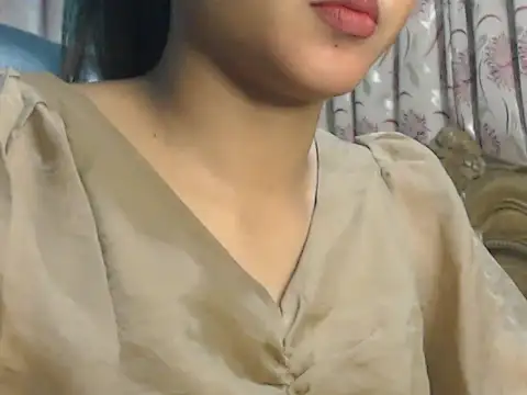 Snapshot of NancyRuvi chatting on December 2024 05:40:01 PM NancyRuvi online show from December 2024 05:40:01 PM