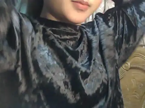 Snapshot of NancyRuvi chatting on December 2024 04:40:02 PM NancyRuvi online show from December 2024 04:40:02 PM