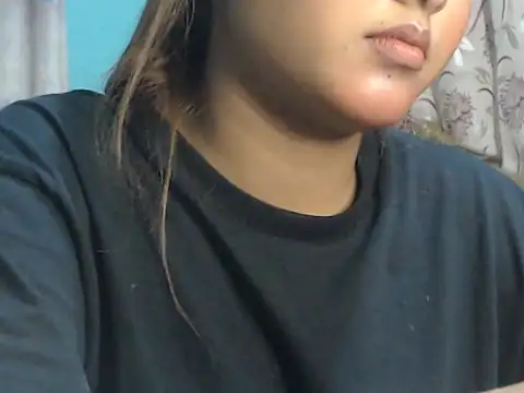 Snapshot of NancyRuvi chatting on November 2025 03:12:02 PM NancyRuvi online show from November 2025 03:12:02 PM