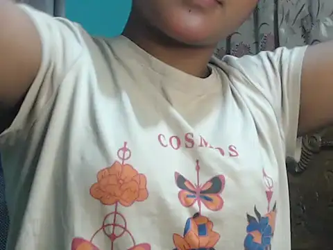 Snapshot of NancyRuvi chatting on November 2025 05:02:01 PM NancyRuvi online show from November 2025 05:02:01 PM