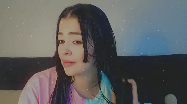 Snapshot of Aleska__Bell chatting on February 2025 03:40:01 PM Aleska  Bell online show from February 2025 03:40:01 PM