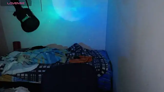 Snapshot of Alexa-Sweet69 chatting on October 2025 01:27:02 AM Alexa-Sweet69 online show from October 2025 01:27:02 AM