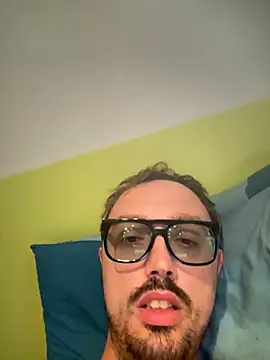 Snapshot of minga1995 chatting on October 2025 11:41:02 AM minga1995 online show from October 2025 11:41:02 AM