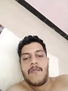 dzboy1994 online show from December 2025 03:40:02 PM