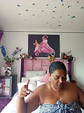 Snapshot of IndianDelia chatting on February 2026 06:17:01 AM IndianDelia online show from February 2026 06:17:01 AM