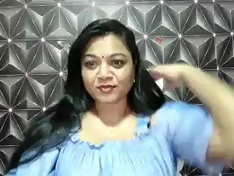 Snapshot of IndianDelia chatting on June 2026 04:53:01 PM IndianDelia online show from June 2026 04:53:01 PM