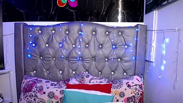 LAILAGUMMY online show from January 2025 02:24:02 PM