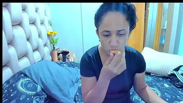 Snapshot of alaskmiller1 chatting on February 2025 12:30:02 AM alaskmiller1 online show from February 2025 12:30:02 AM