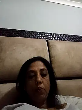 Mahi4luv online show from November 2025 10:56:02 PM