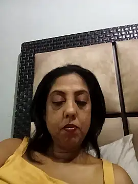 Snapshot of Mahi4luv chatting on April 2026 09:01:01 PM Mahi4luv online show from April 2026 09:01:01 PM