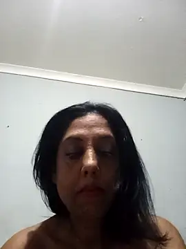 Snapshot of Mahi4luv chatting on April 2026 12:38:01 AM Mahi4luv online show from April 2026 12:38:01 AM